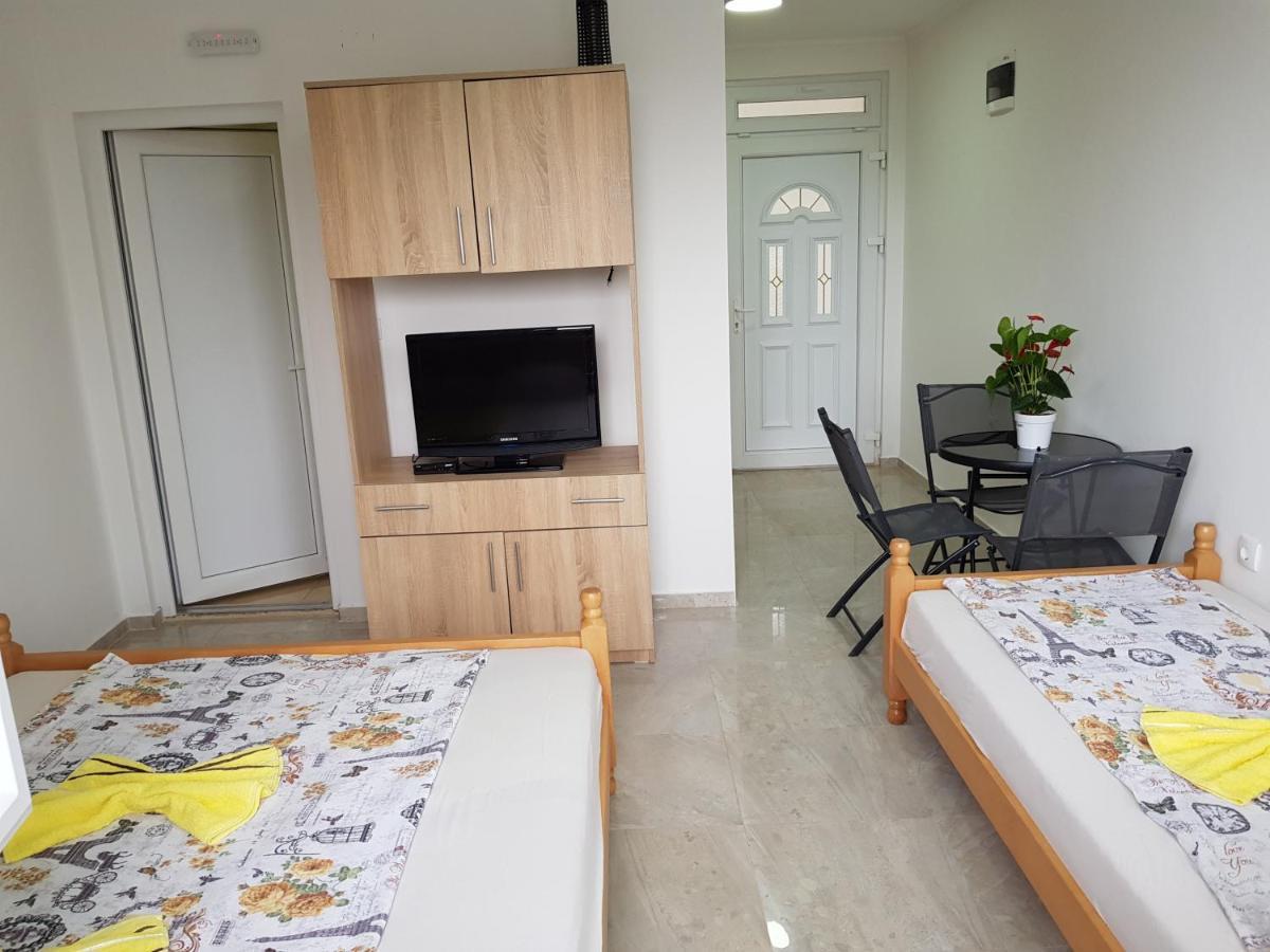 Apartmani Vila Ebra 우체하 외부 사진