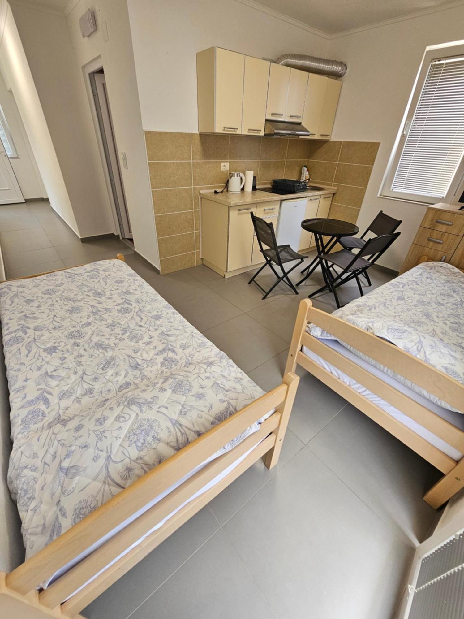 Apartmani Vila Ebra 우체하 외부 사진