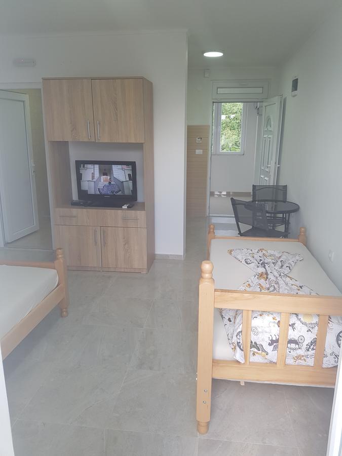 Apartmani Vila Ebra 우체하 외부 사진