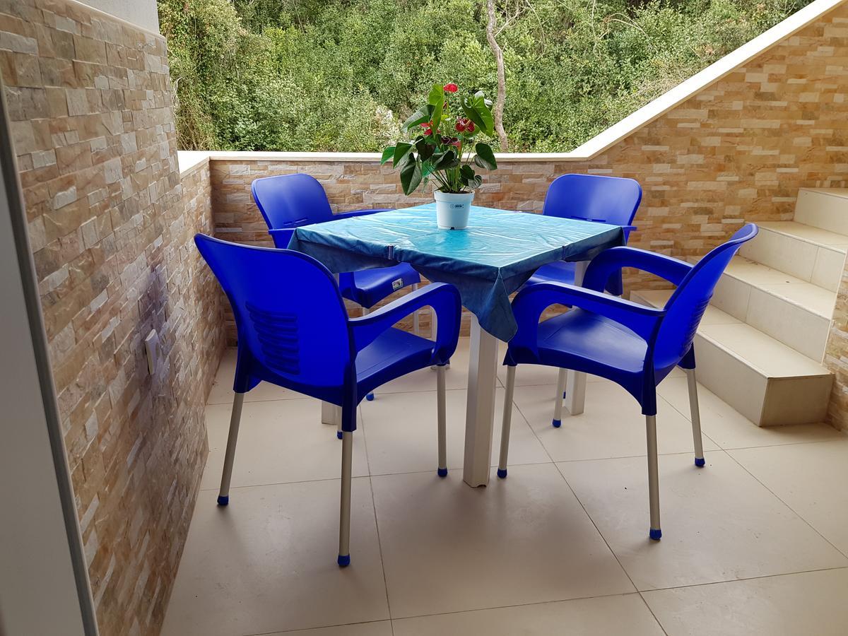 Apartmani Vila Ebra 우체하 외부 사진